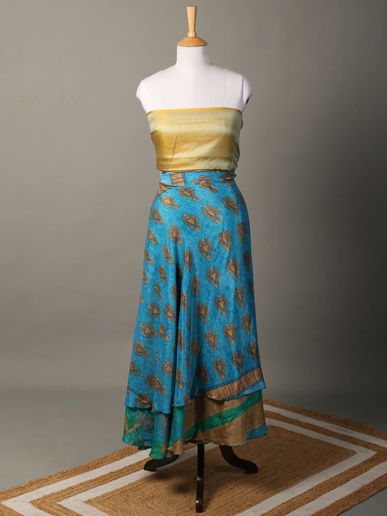 Indian Skirts for Women - Buy Wrap Around, Printed & Sari Skirts